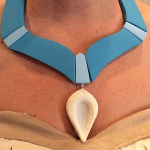Pocahontas necklace  DISNEY INSPIRED  &gt;&gt;&gt; adult &lt;&lt;&lt; Costume / Cosplay