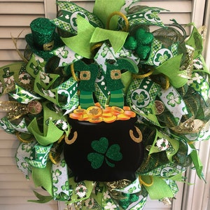 St. Patrick&#39;s Day wreath deco mesh