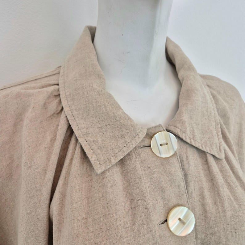 Free People | Abrigo largo beige con botones de nácar imagen 8