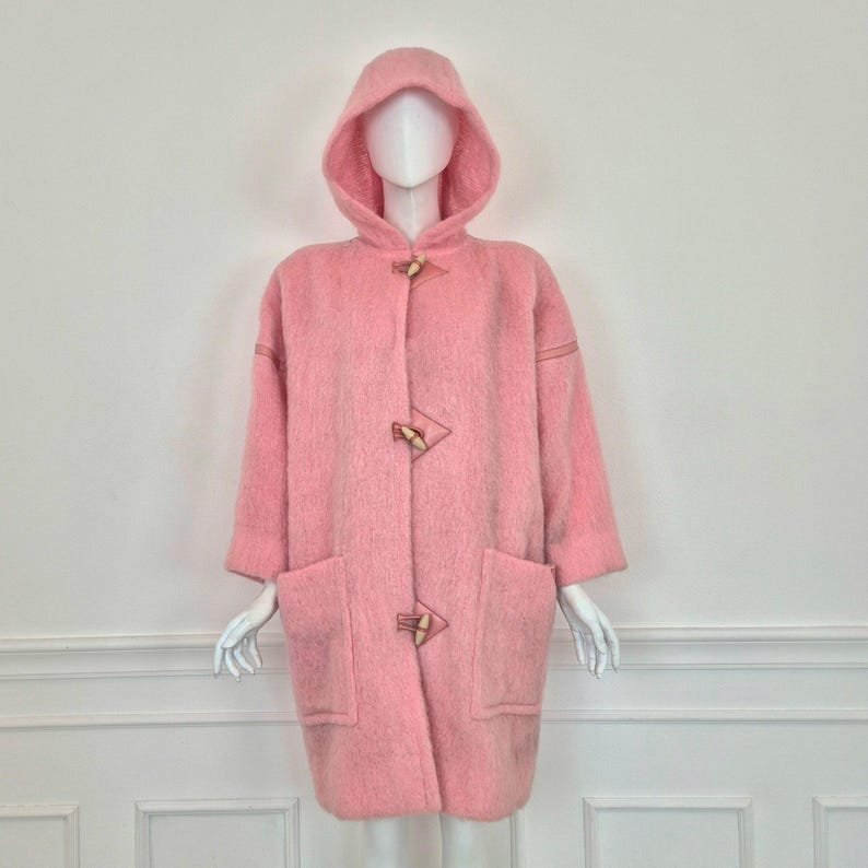Courreges | Vintage pink wool and leather duffle coat image 4