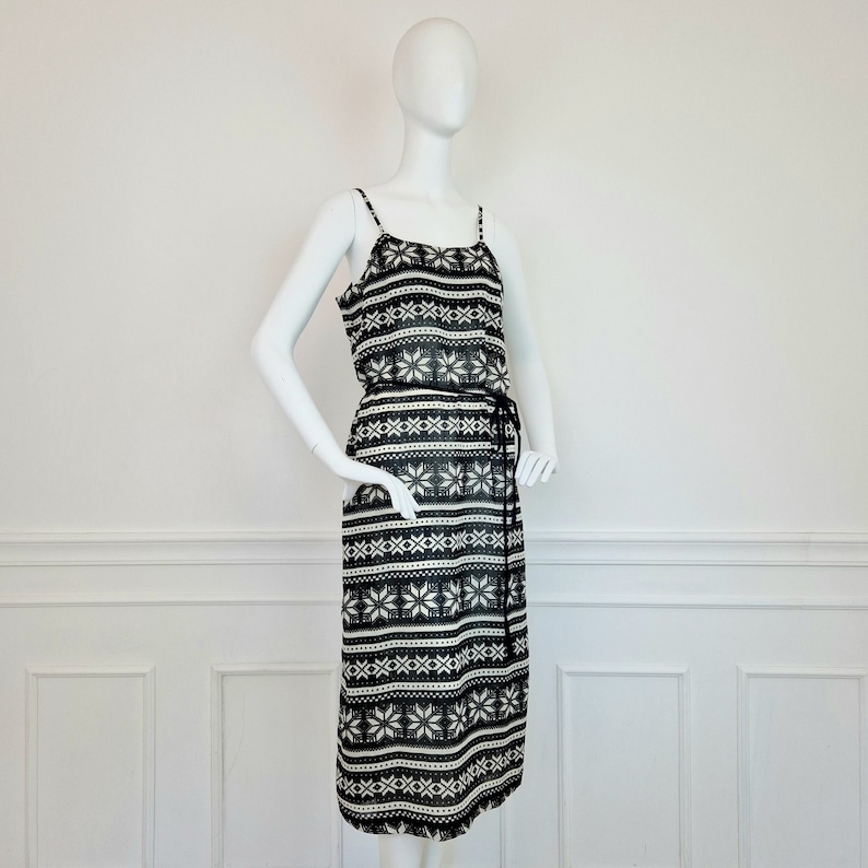 Comme des Garçons dress with black and white pattern image 10