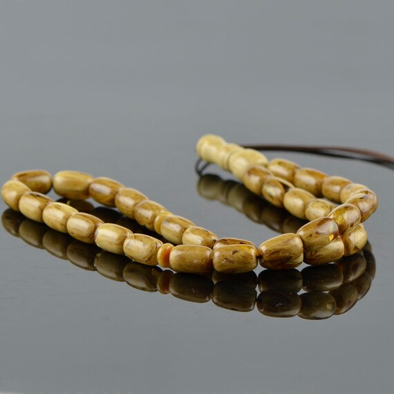 修正された琥珀の数珠、テスビの数珠、バルト海の琥珀の数珠、イスラム