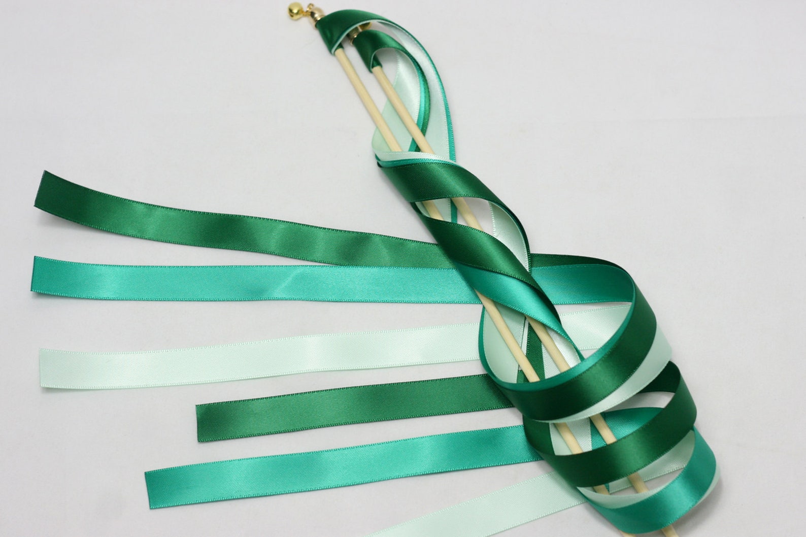 50PCS Ribbon Wands With Triple Ribbon and Bell Party Wand Streamers ...