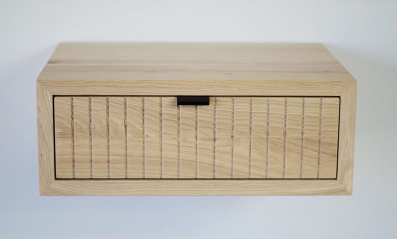Zwevend nachtkastje met lade / hangend nachtkastje / nachtkastje van geolied eikenhout Modern nachtkastje Massief houten plank Eiken meubelen afbeelding 3