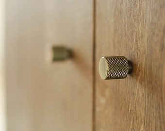 Drawer pull | Black knob | Round knob | Dresser Drawer | Round brass Handles | Furniture pulls | Modern knob | chrome pull Helix