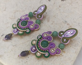 Pendientes largos lila verde beige Soutache, Pendientes largos malva lila, Pendientes cristal ceremonia verde claro lila, Pendientes fiesta