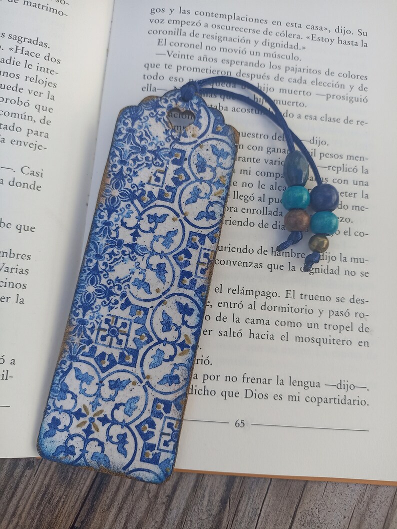 Blue and White tile azulejo bookmark, Wood bookmark, Spanish portuguese tile bookmark, Mediterranean tile, Portuguese tile, Bookish gift image 3