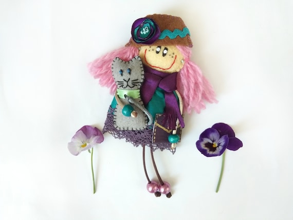 Broche fieltro muñeca con gato pequeñas muñecas de tela - Etsy