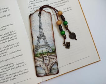 Paris Eiffel Tower watercolor Wooden travel theme bookmark, Notre Dame de París, Bookish gift for friends, Paris gift for traveler,