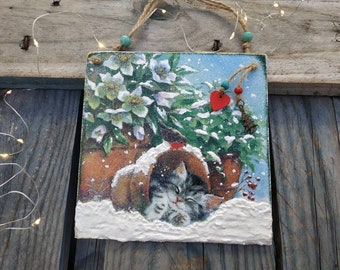 Kitten and Robin winter Christmas plaque, Square wood hanging Xmas wall decor, Cat Christmas decorations, Cat lover gift