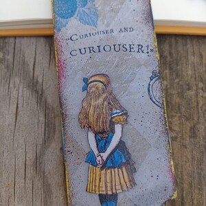 Alice in Wonderland Bookmark, Wood literary Bookmark, Mad Tea Party, Cheshire Cat Bookmark, Bookish Gift for Book Lover, Literary gif image 6