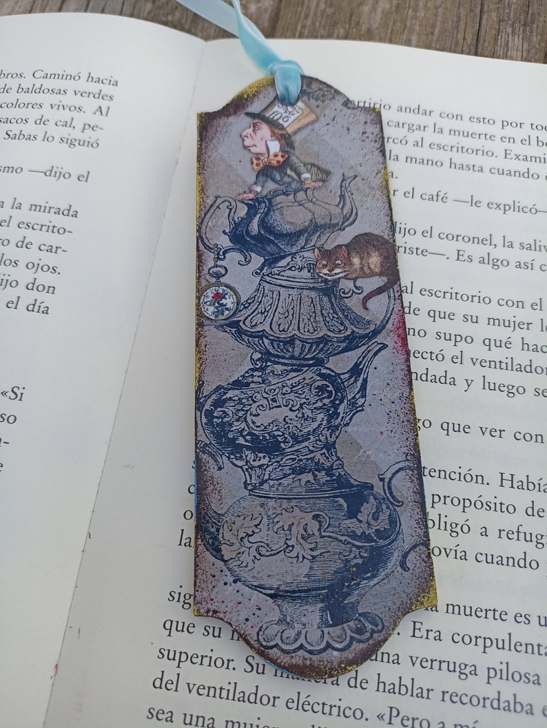 Alice in Wonderland Bookmark, Wood literary Bookmark, Mad Tea Party, Cheshire Cat Bookmark, Bookish Gift for Book Lover, Literary gif image 9