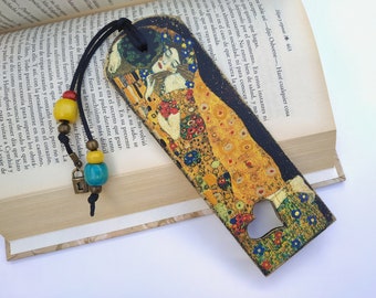 Valentine day gift for reader, Kiss G.Klimt Wooden Art Bookmark, Love Quote, Gift For Art Lover, Wood Anniversary gift, Personalized gift