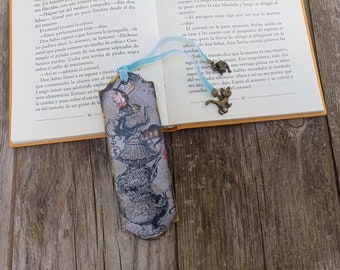 Alice in Wonderland Bookmark, Wood literary Bookmark, Mad Tea Party, Cheshire Cat Bookmark, Bookish Gift for Book Lover, Literary gif