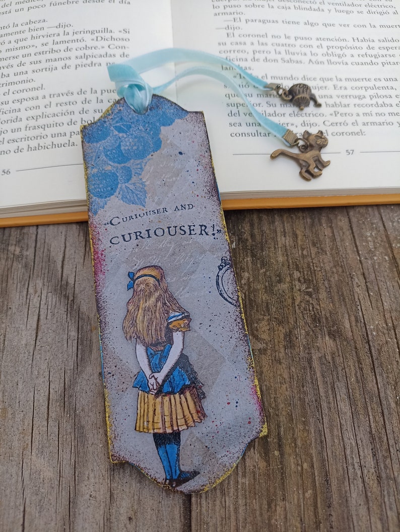 Alice in Wonderland Bookmark, Wood literary Bookmark, Mad Tea Party, Cheshire Cat Bookmark, Bookish Gift for Book Lover, Literary gif image 10