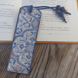 Blue and White tile azulejo bookmark, Wood bookmark, Spanish portuguese tile bookmark, Mediterranean tile, Portuguese tile, Bookish gift image 1