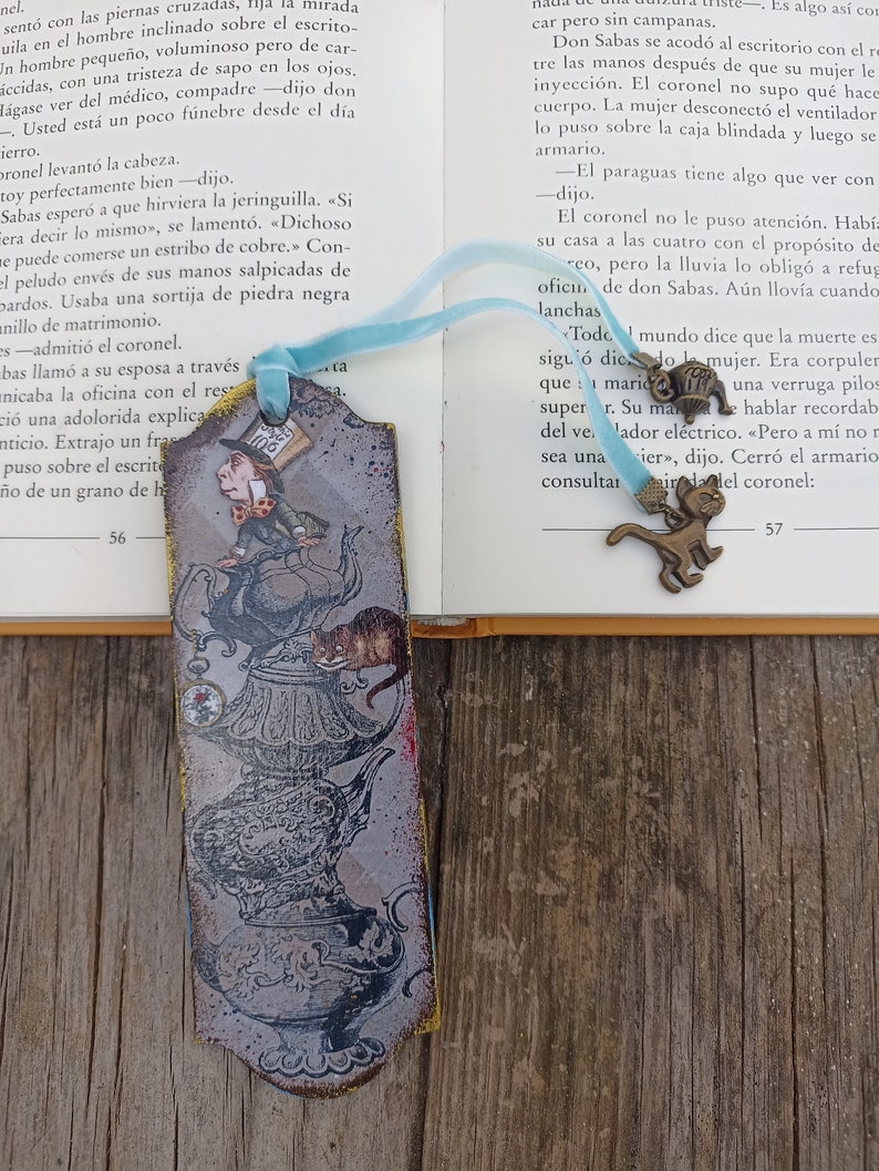 Alice in Wonderland Bookmark, Wood literary Bookmark, Mad Tea Party, Cheshire Cat Bookmark, Bookish Gift for Book Lover, Literary gif image 3