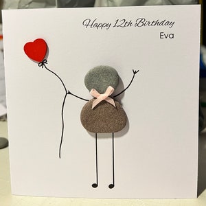Tarjeta de feliz cumpleaños personalizada con arte de guijarros