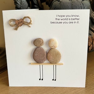 Tarjeta de arte con guijarros Amigo Espero que conozcas la amistad