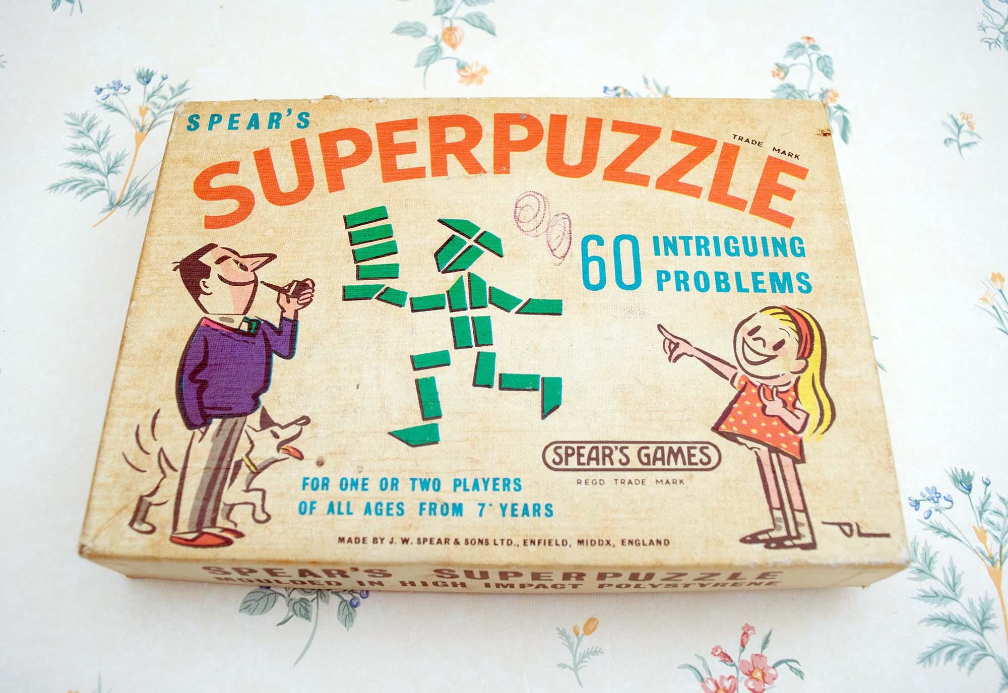 Jeu de société Hasbro Mastermind sur notre comparateur de prix