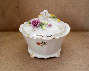 Vintage V.E.B. Porzellanfabrik Gräfenroda Made in GDR Porcelain Sugar Bowl with Lid Decorated with Flowers from 1971-1975 Period