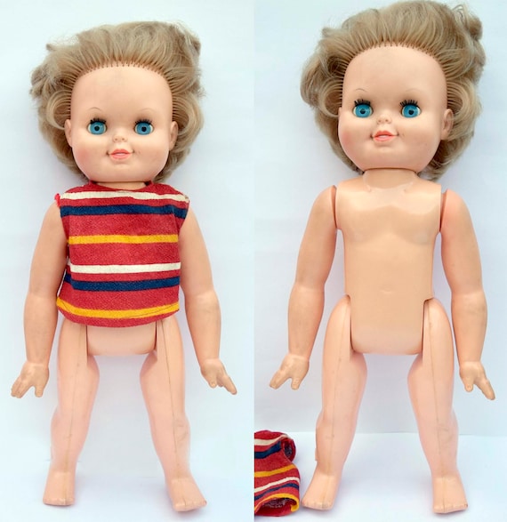 Vintage Palitoy Remco Tippy Tumbles Walking Doll 1968 Sin probar