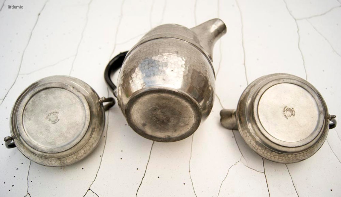 RESERVED TO LI. Vintage Lion Pewter British Hammered Set of Etsy