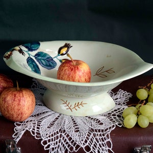 Vintage Carlton Ware Made in England Australian Design &#39;Hazelnut&#39; Pattern 2313 Large Footed Basket/Dish