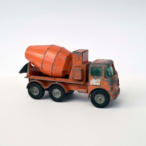 Vintage Matchbox Series King Size Made in England By Lesney Ready Mix Concrete Truck