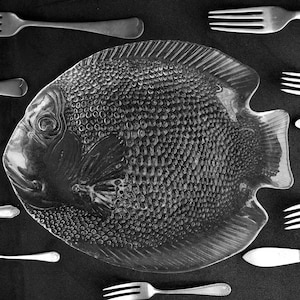 Vintage Arcoroc France Clear Glass Poisson Fish Shape Flat Serving Plate