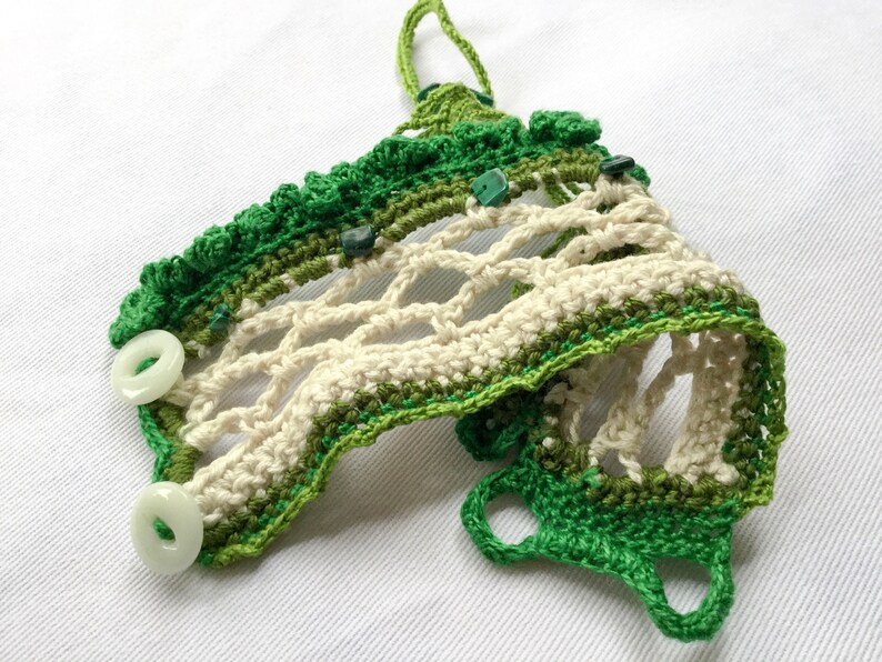 green cotton crochet cuff boho green bracelet Dark green hippie bracelet with small beads emerald bohemian cuff hippie green cuff