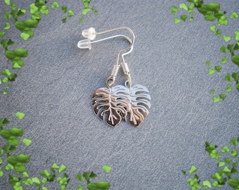 Silver monstera leaf earrings, anti-allergic stainless steel earrings with leaves, surgical steel earrings, hanging leaf earrings