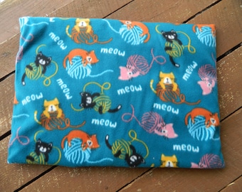 Self-Warming Cat Bed: Removable Fleece Cover
