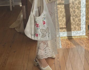 Vintage Embroidered Crochet Cotton Bag