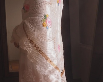 Vintage Crochet White Pink Scarf Wrap