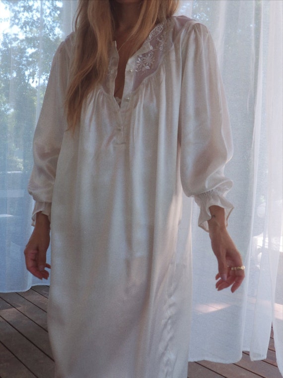 vintage nightgown elegant Gem