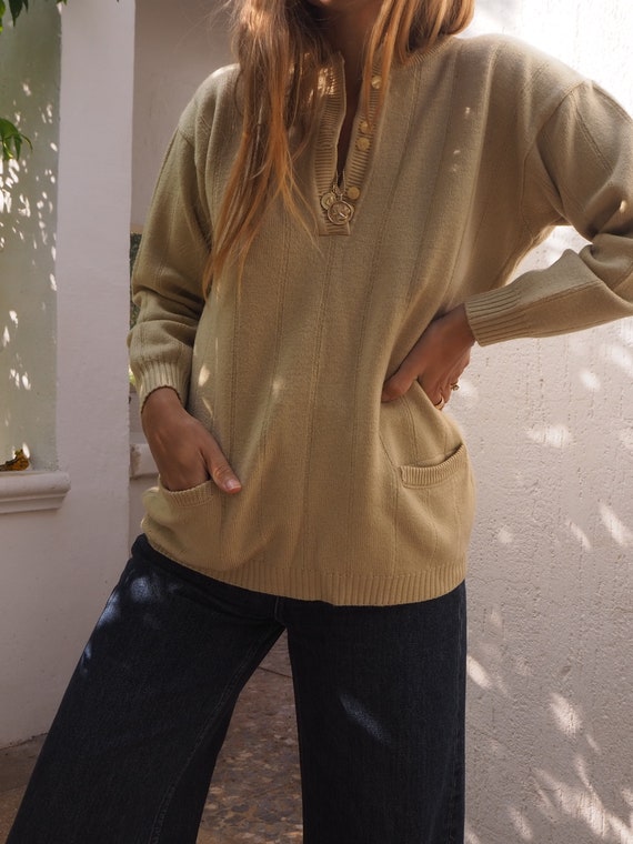 VINTAGE SWEATER // Vintage Soft Sweater