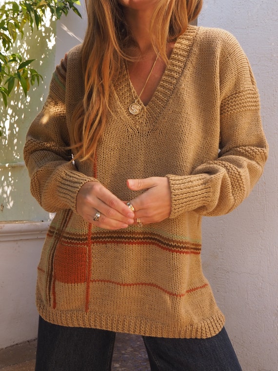 VINTAGE SWEATER // Vintage Tan Sweater