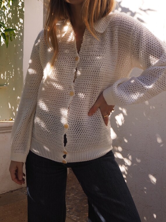 VINTAGE WHITE CARDIGAN // Vintage 60s 70s Cardigan