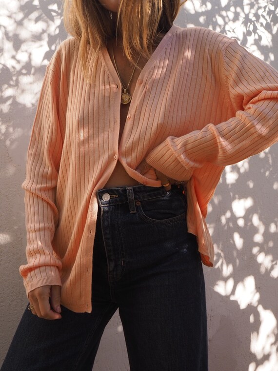 VINTAGE PEACH CARDIGAN // peach Jumper // Vintage