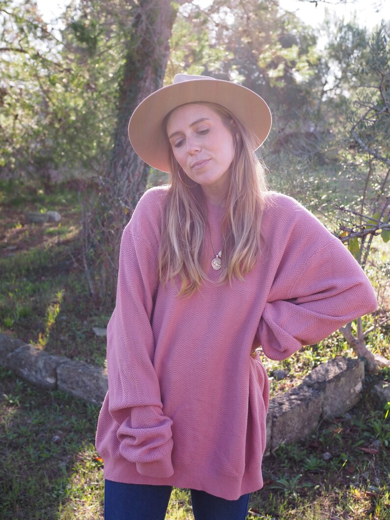 VINTAGE OVERSIZED SWEATSHIRT Slouchy Rose Pink Oversized Sweatshirt