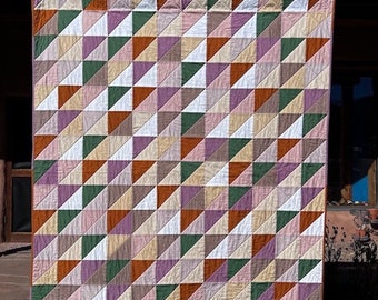 Handmade Quilt, Lap Quilt, Quilted Wallhanging, Quilt, Low Volume Quilt
