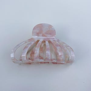 Pink Tortoise Shell Hair Claw Clip, Marble Claw Clip for Thick and Fine Hair, Tortoise Acetate Hair Accessory, Glossy Neutral Everyday Clip Lt Pink/Ivory Tort.