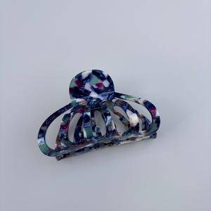 Pink Tortoise Shell Hair Claw Clip, Marble Claw Clip for Thick and Fine Hair, Tortoise Acetate Hair Accessory, Glossy Neutral Everyday Clip Blue Tortoise