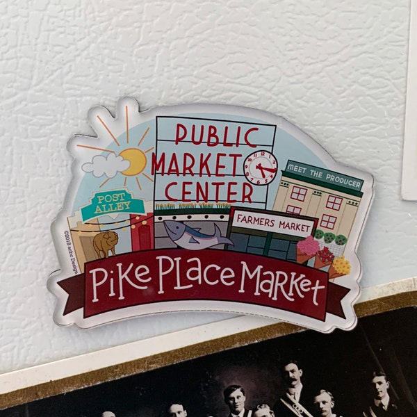 Pike Place Market Acrylic Magnet / Seattle Travel Magnet / Cool Refrigerator Magnet / Cute Kitchen Gift / Seattle Washington Memento