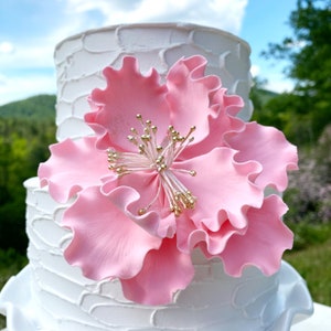 Peonia rosa con stami d&#39;oro - Sugar Flower Gumpaste Handmade Wedding Cake Topper