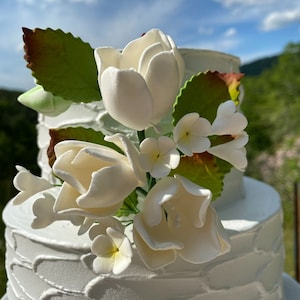 Tulpe & Blüte Spray Füllstoff Spray Kaskade Hochzeitstorte Topper - Zucker Blume - Gumpaste Dekoration