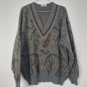 Vintage Retro Sweater, 80s Knitwear, Unisex Jumper, Knit Pullover, Vintage Unique Knitted Sweater, Grandpa V-neck, Size M