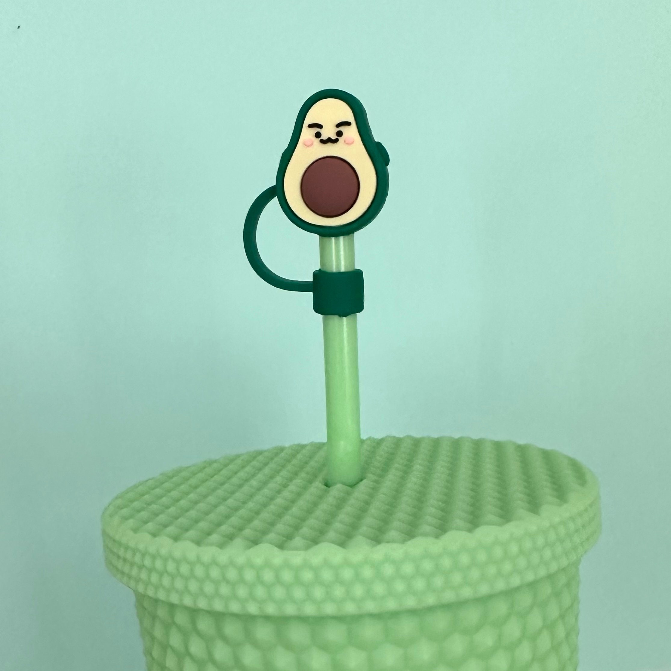 Avocado Straw Topper 