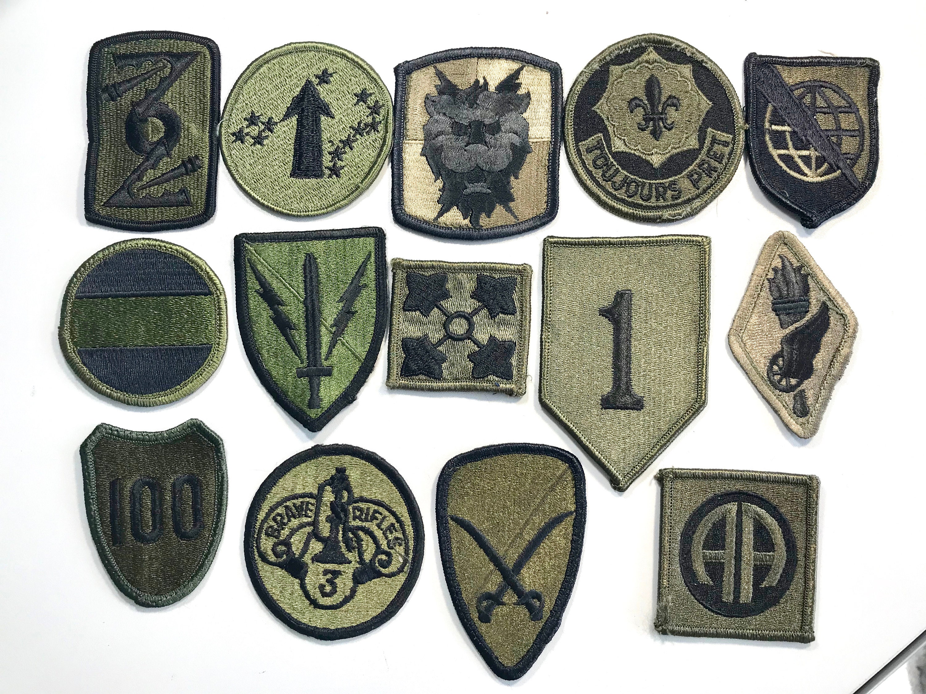 Vintage ARMY PATCHES Military Shoulder Insignia Uniform U.S. Pick a Patch C  - Etsy